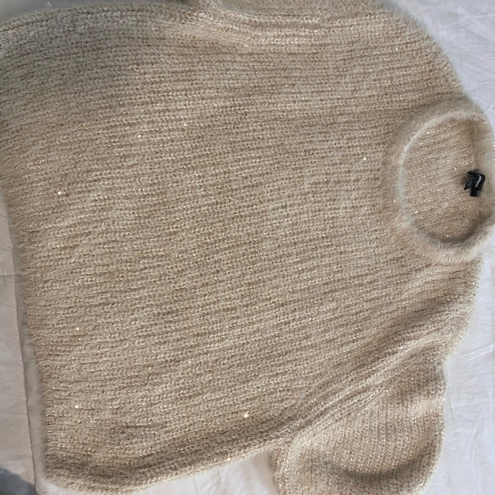 Sweater - Picture 3 of 3